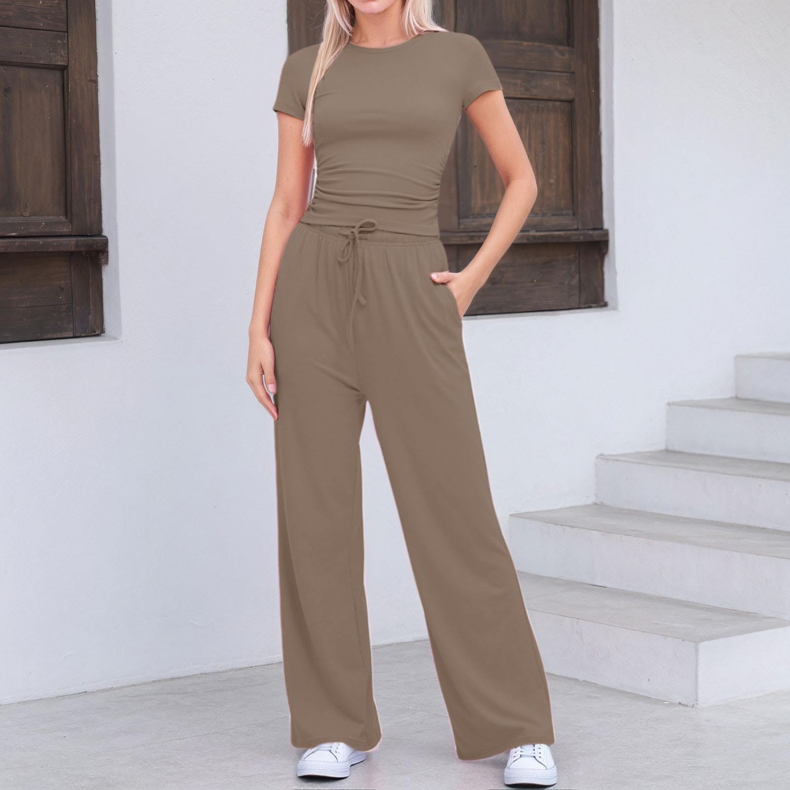 thumbnail image 2 of Conjunto de 2 piezas para mujer: top corto fruncido y pantalones anchos. Ligero y elástico. Ideal para viajes, vacaciones y ropa deportiva., 2 of 5